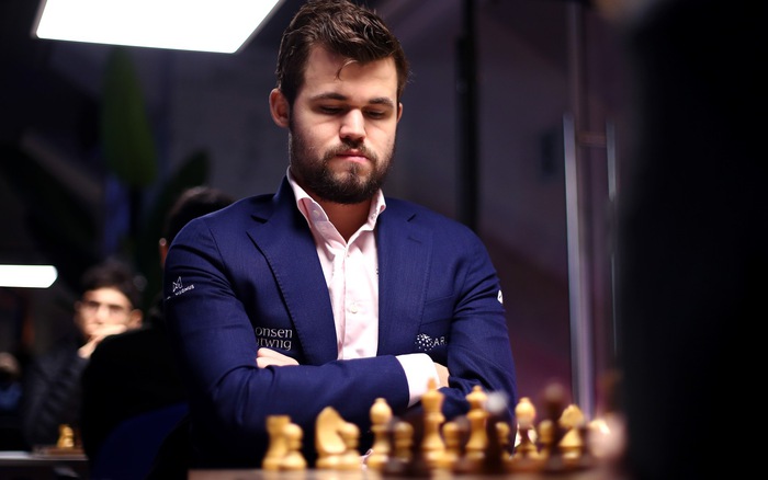 Andrey Esipenko với tinh thần thi đấu xuất sắc, lại là ngày thi đấu đáng quên của Vua cờ Carlsen