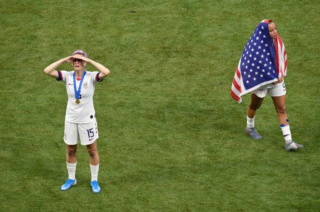 Tuyển bóng đá nữ Mỹ thua kiện đòi trả tiền thưởng sau vô địch World Cup