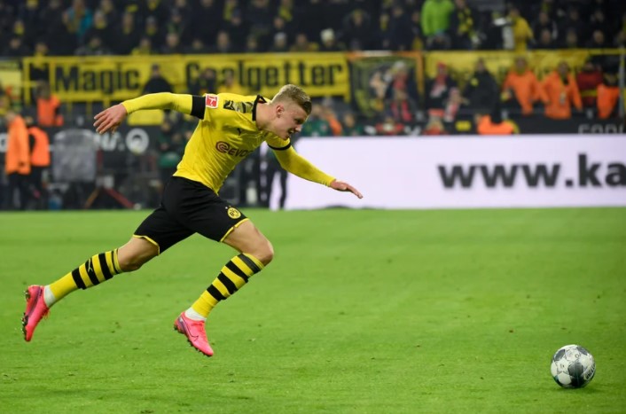 Chiêu mộ Erling Haaland: Màn thể hiện chói sáng của anh tại Dortmund